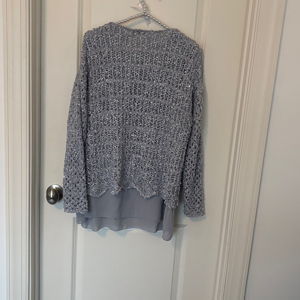 Ladies silver dressy Sweater. Sz L - Picture 3 of 12